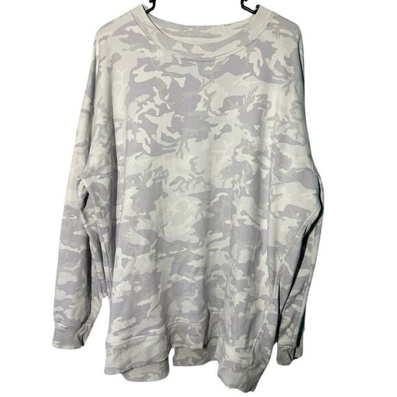 Lululemon Perfectly Oversized Crew Incognito Camo Alpine White SZ L/XL? P2P: 27" - Picture 3 of 11